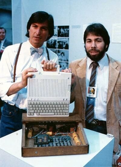 Основатели Apple: Стив Джобс и Стив Возняк